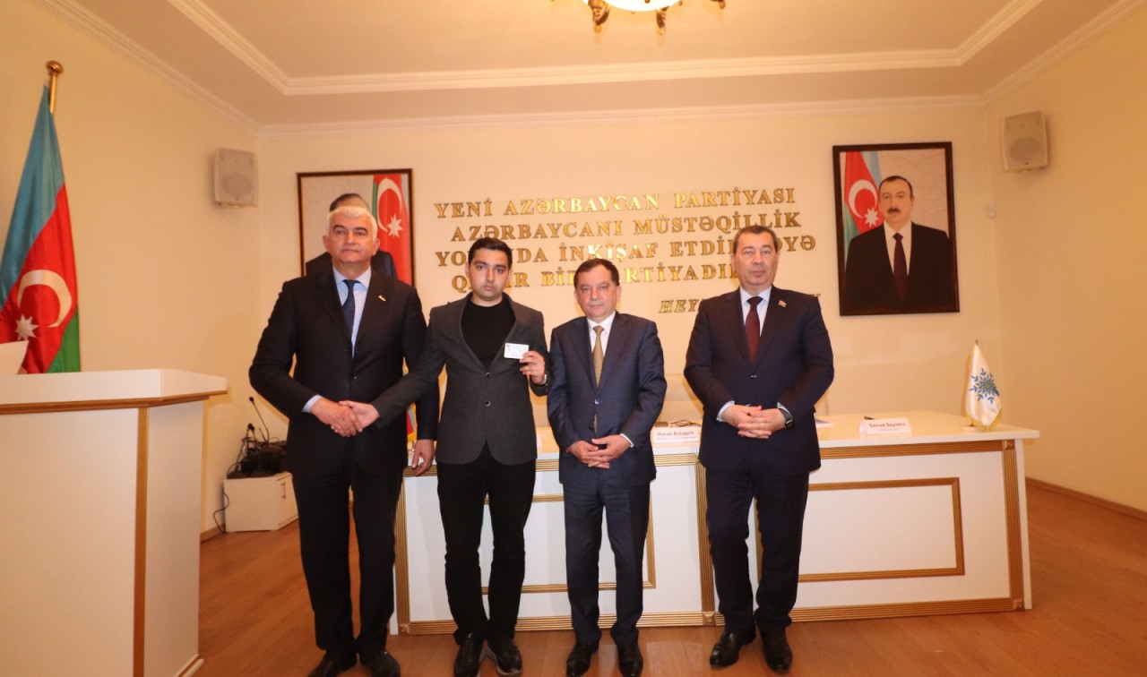 Qazaxda “Konstitusiya və Suverenlik İli”nə həsr olunmuş tədbir keçirildi - FOTOLAR